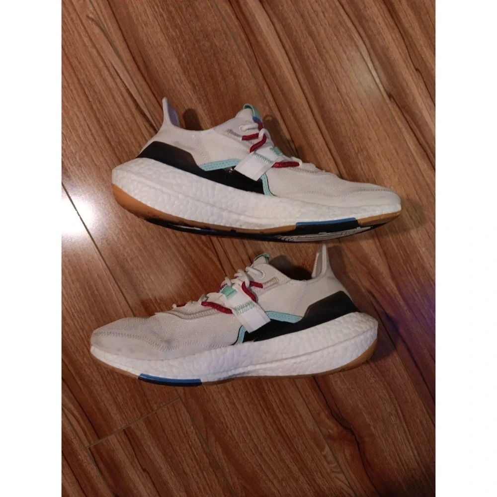 adidas ultraboost 22